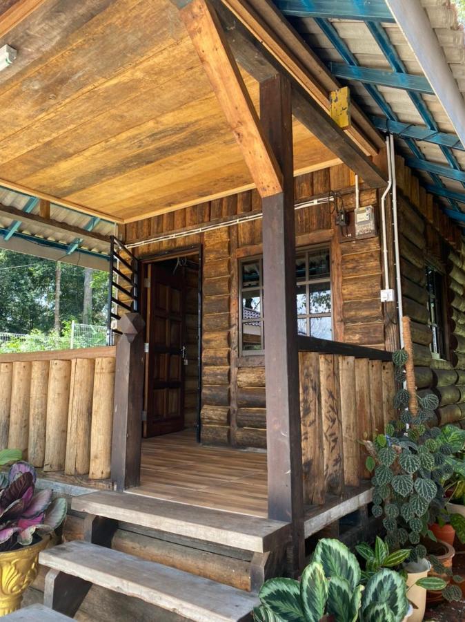 Homestay Dusun Ana Balun Slim River Exterior photo